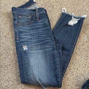 Madewell 9” high rise skinny distressed jeans 28